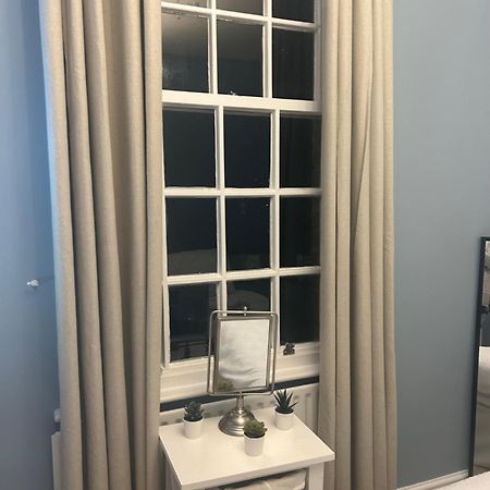 Choristers Mews: Luxury Cottage A Stones Throw From The Cathedral! ลินคอล์น ภายนอก รูปภาพ