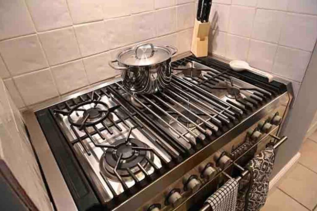 Choristers Mews: Luxury Cottage A Stones Throw From The Cathedral! ลินคอล์น ภายนอก รูปภาพ