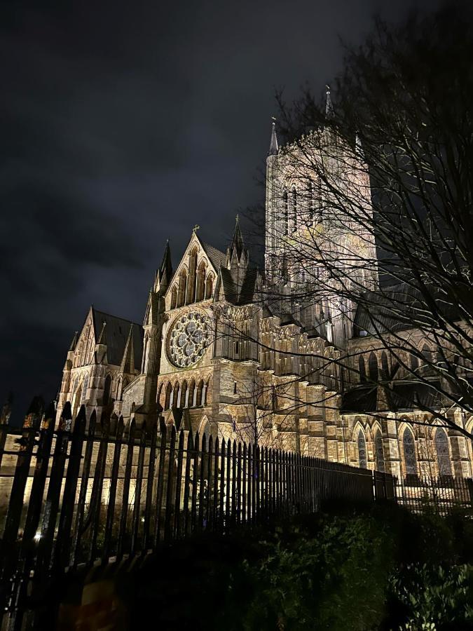 Choristers Mews: Luxury Cottage A Stones Throw From The Cathedral! ลินคอล์น ภายนอก รูปภาพ